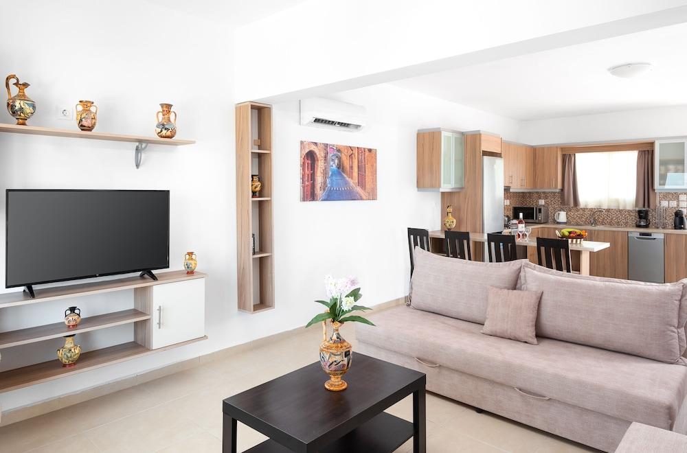 Kolymbia Sun Apartment Екстериор снимка