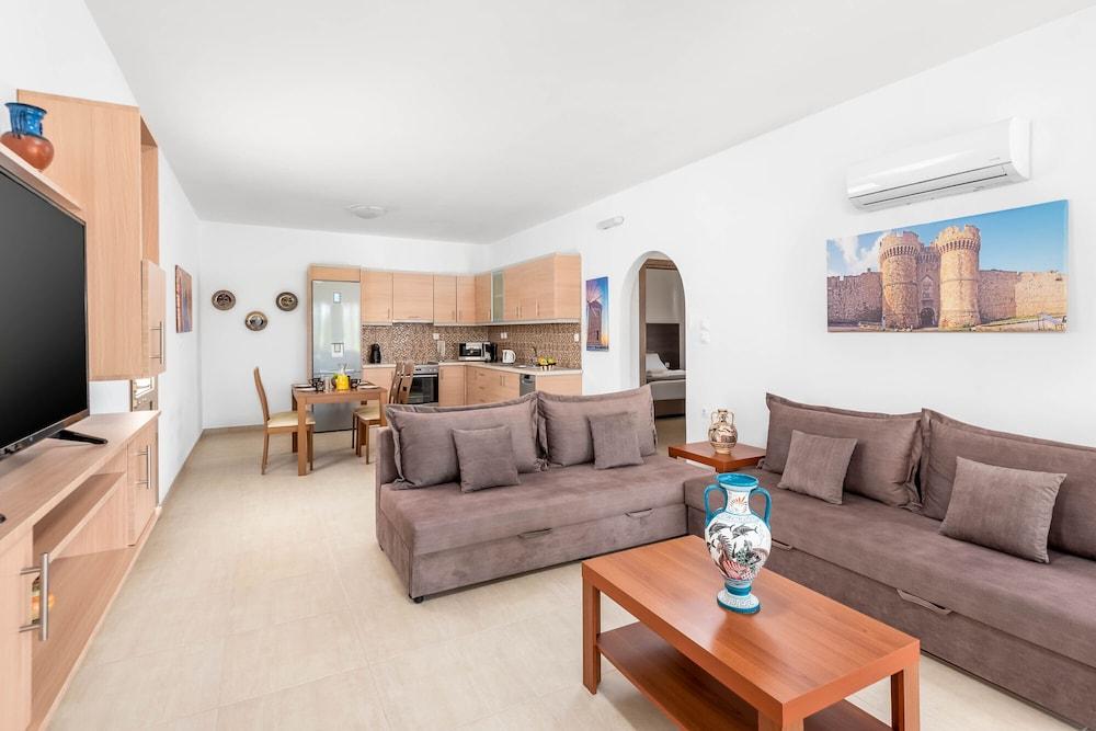 Kolymbia Sun Apartment Екстериор снимка